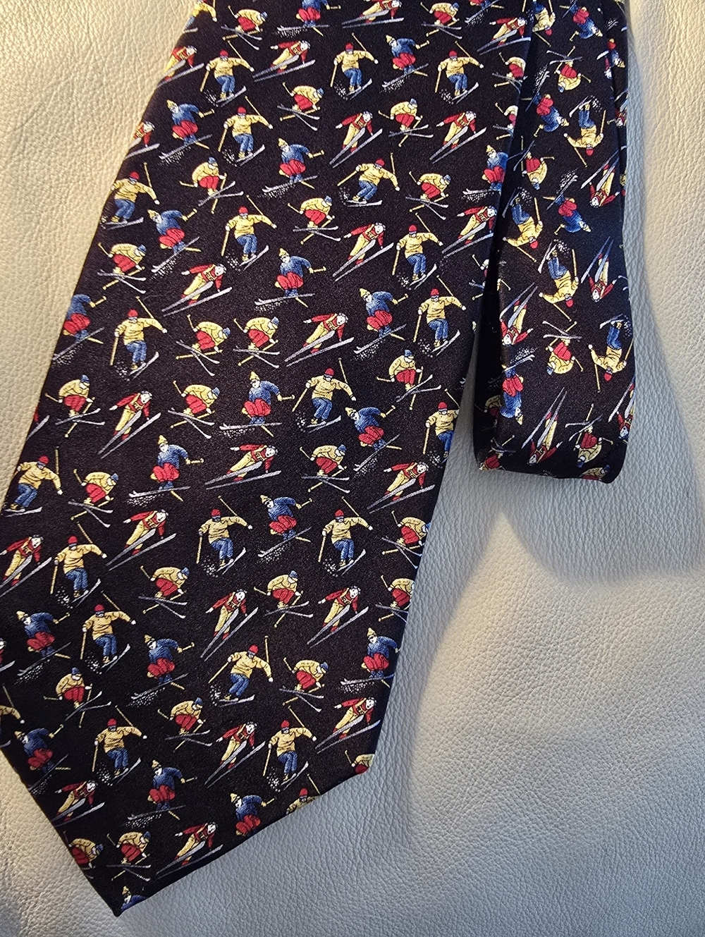 Museum Artifacts Black Multicolor Skier Men's Silk Necktie Tie